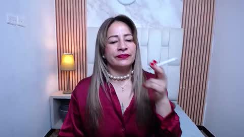 Amell Thomson online show from September 2025 11:26:02 AM