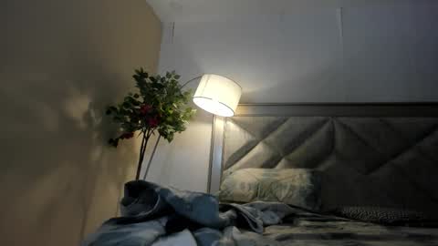 Amelie gadotx ig online show from January 2026 02:48:02 AM