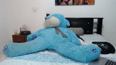 Lucian online show from December 2024 06:45:02 PM