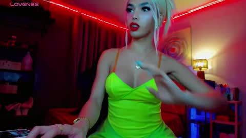 AMETHYST look at my BIO online show from December 2025 07:54:01 PM