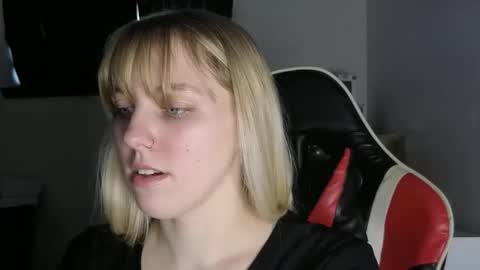 amethystmoon18 online show from February 2026 09:23:01 PM