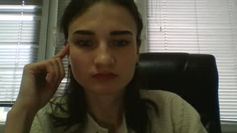 Snapshot of amethystnight_ chatting on February 2025 12:54:01 PM Julia online show from February 2025 12:54:01 PM