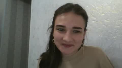 Snapshot of amethystnight_ chatting on February 2025 09:15:02 PM Julia online show from February 2025 09:15:02 PM