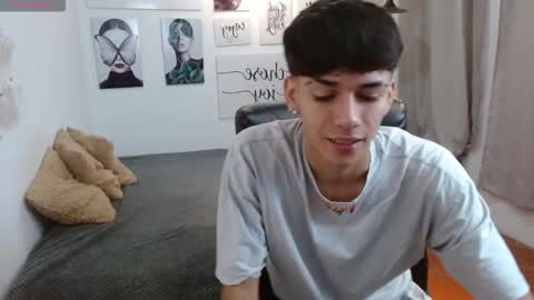 Snapshot of amethystshadow chatting on October 2025 04:41:02 PM amethystshadow online show from October 2025 04:41:02 PM