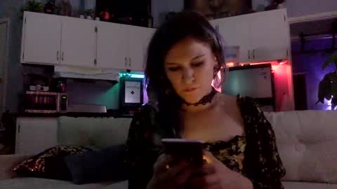 Snapshot of amethystsnow chatting on September 2025 03:31:01 AM Velvet Amethyst online show from September 2025 03:31:01 AM