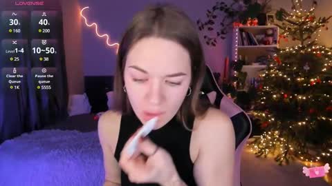 Hi-hi I am Kate welcome to my sexy room online show from January 2025 08:00:01 PM