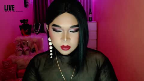 Queen Mireska online show from December 2024 01:54:01 PM