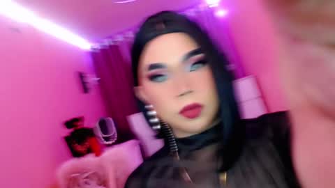 Queen Mireska online show from February 2025 11:55:01 AM