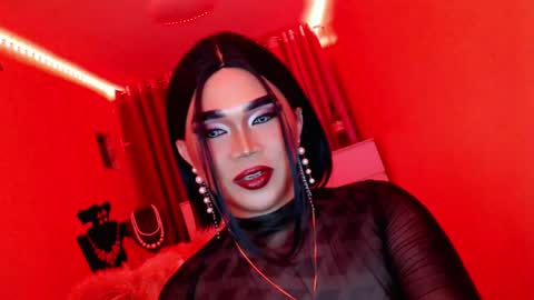 Queen Mireska online show from March 2025 05:06:02 PM