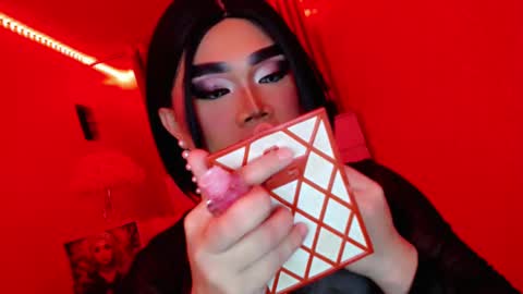 Queen Mireska online show from March 2025 12:36:02 PM