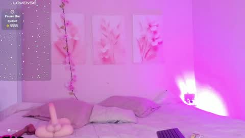 AmiiClark  online show from June 2026 07:06:02 PM