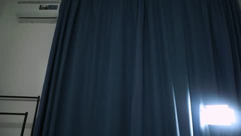 amilifox1 online show from July 2026 06:20:01 PM