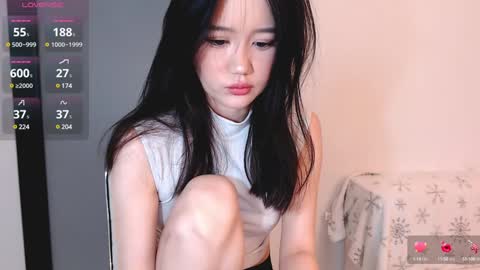 AmiliYan online show from January 2025 10:20:01 AM