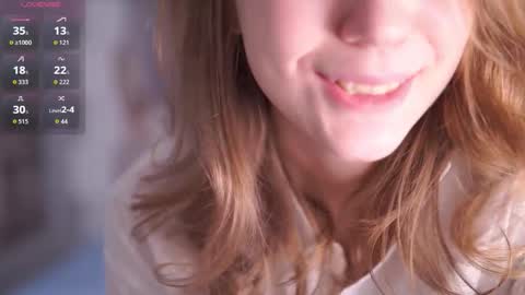 Snapshot of amillygil chatting on November 2025 04:40:02 PM Emily online show from November 2025 04:40:02 PM