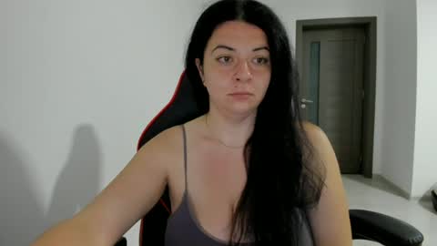 Amiraisa online show from June 2026 01:30:02 AM