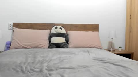 Snapshot of amiravyxen chatting on October 2025 09:24:01 PM Amira Vyxen online show from October 2025 09:24:01 PM