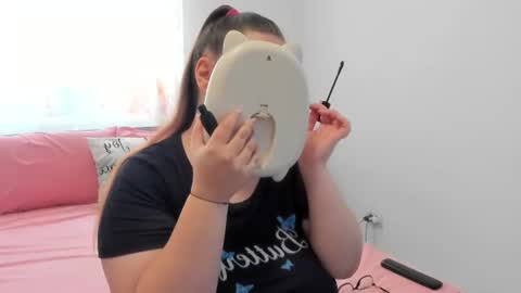 Amira Vyxen online show from June 2026 07:44:01 AM