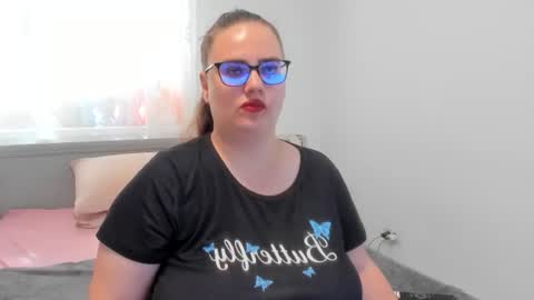 Amira Vyxen online show from June 2026 05:28:01 AM