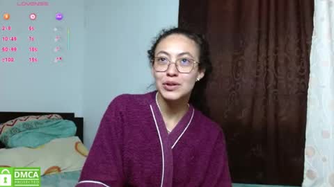 amitlu_ online show from June 2026 09:43:02 PM