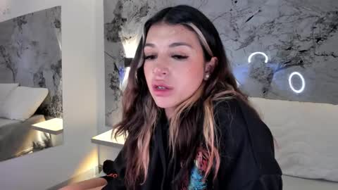 Ammy  online show from December 2024 03:20:01 AM