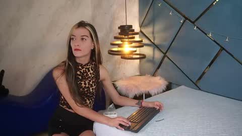 ammy durand online show from June 2026 07:17:02 PM
