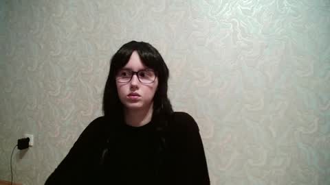 Amomira honeyx online show from May 2026 01:50:01 PM