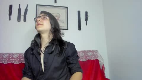 Amoneth online show from November 2025 08:13:02 PM