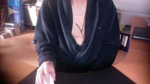 Amor2200 online show from December 2025 09:03:01 AM