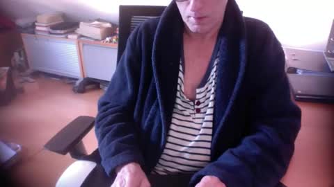 Snapshot of amor2200 chatting on February 2026 11:08:02 AM Amor2200 online show from February 2026 11:08:02 AM