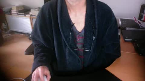 Snapshot of amor2200 chatting on February 2026 10:25:01 AM Amor2200 online show from February 2026 10:25:01 AM