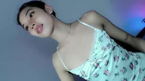 Belle Tylor online show from January 2025 03:59:02 AM