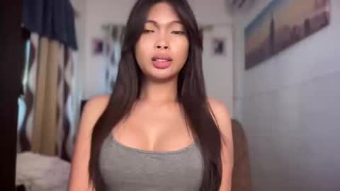 Snapshot of amor_prinsesa chatting on December 2024 06:50:02 AM Prinsesa online show from December 2024 06:50:02 AM
