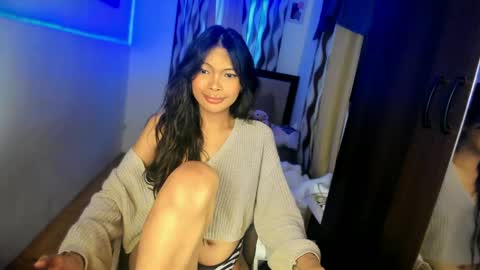Snapshot of amor_prinsesa chatting on December 2024 12:29:01 AM Prinsesa online show from December 2024 12:29:01 AM