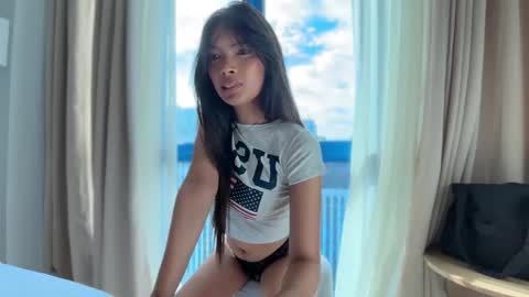 Snapshot of amor_prinsesa chatting on March 2026 07:35:01 AM Prinsesa online show from March 2026 07:35:01 AM