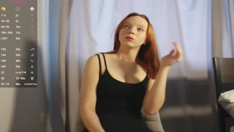 Snapshot of amora_bloom chatting on November 2025 10:35:02 AM amora_bloom online show from November 2025 10:35:02 AM