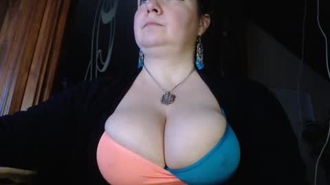 Snapshot of amorelara chatting on January 2025 05:05:01 AM amorelara online show from January 2025 05:05:01 AM
