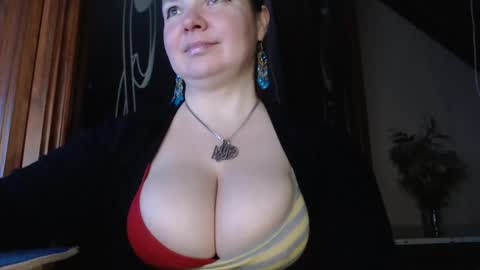 Snapshot of amorelara chatting on February 2025 05:30:01 AM amorelara online show from February 2025 05:30:01 AM