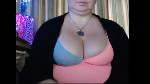 Snapshot of amorelara chatting on September 2025 09:01:01 AM amorelara online show from September 2025 09:01:01 AM