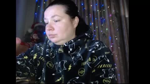 amorelara online show from December 2025 06:17:02 AM