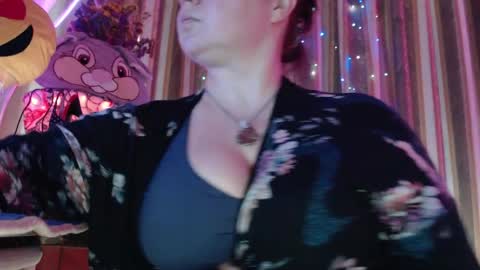 amorelara online show from May 2026 08:31:01 AM