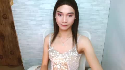 Snapshot of amorous_tina chatting on February 2026 05:00:02 PM Tina online show from February 2026 05:00:02 PM