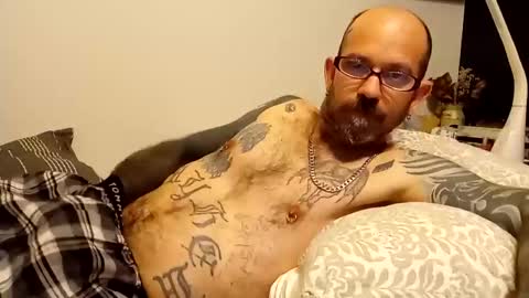 Snapshot of amunrethegod chatting on January 2025 03:30:02 PM amunrethegod online show from January 2025 03:30:02 PM