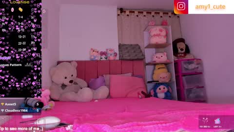 Snapshot of amy1cute chatting on December 2024 01:04:01 AM Amy online show from December 2024 01:04:01 AM