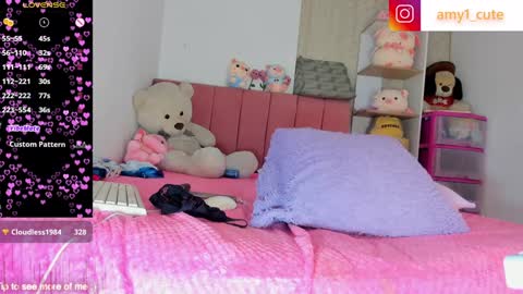 Snapshot of amy1cute chatting on December 2024 01:28:02 AM Amy online show from December 2024 01:28:02 AM