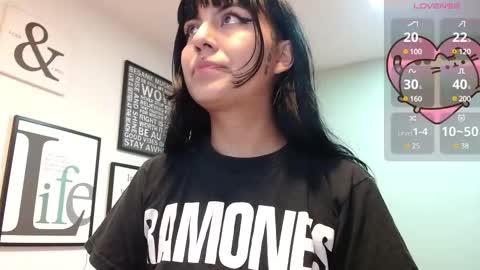 Amy 3 online show from March 2025 04:47:01 AM