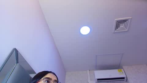 amy__wats0n online show from March 2026 07:09:01 PM