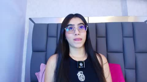 amy__wats0n online show from April 2026 07:20:02 PM