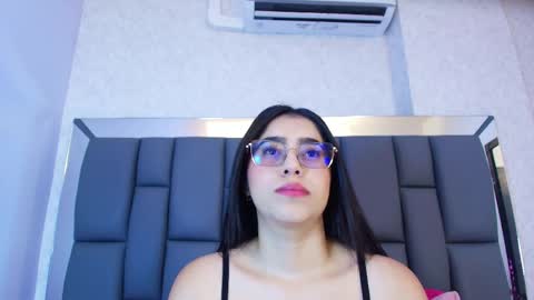 amy__wats0n online show from May 2026 07:07:02 PM