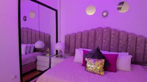 Aleja   online show from February 2026 03:21:02 AM