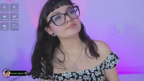 Snapshot of amy_lit chatting on May 2026 02:06:02 AM Hello I am Allison Welcome to my room and let is have a good time together whith me online show from May 2026 02:06:02 AM